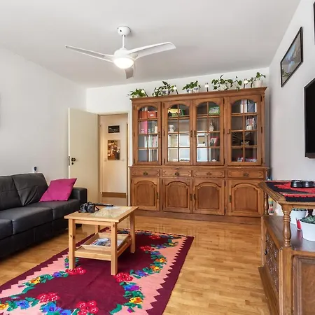 Magic Theatre Center Apartament *