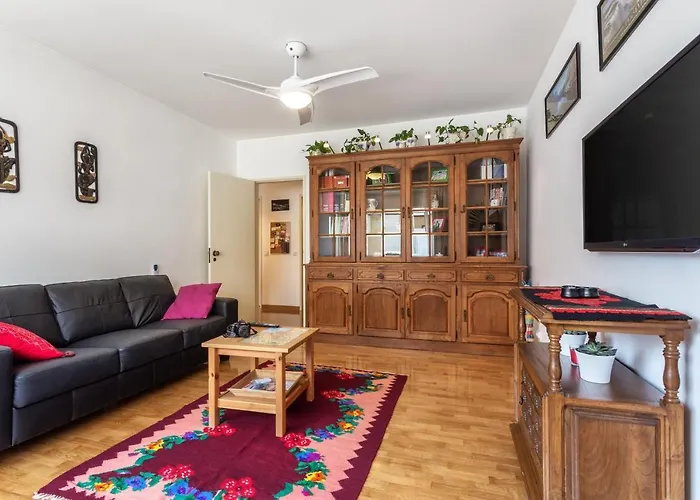 Magic Theatre Center Apartament *
