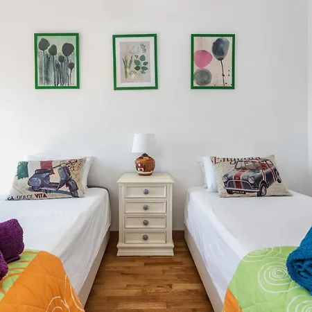Magic Theatre Center Apartment *