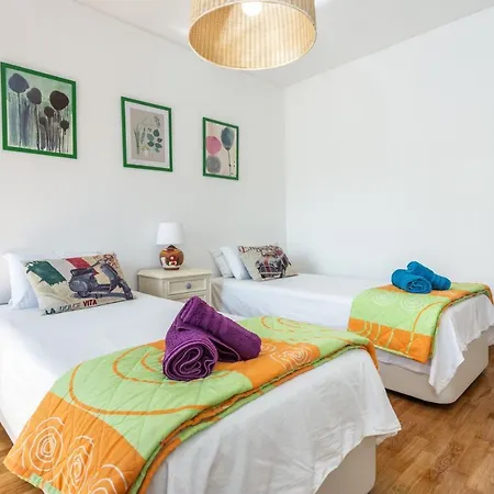 Magic Theatre Center * Distrikt Faro