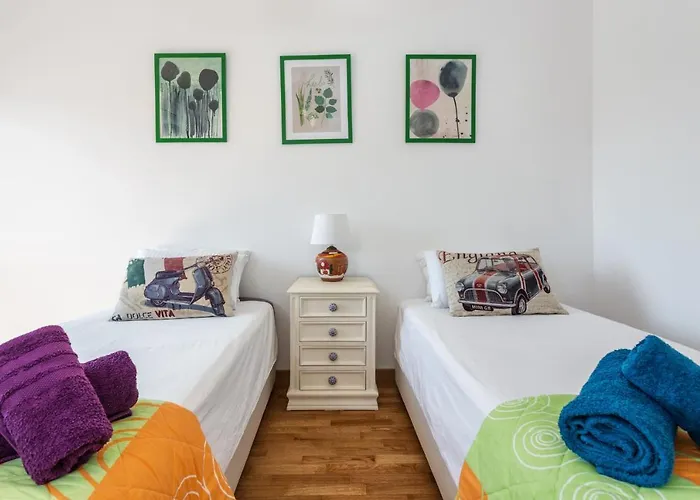 Magic Theatre Center Apartment *